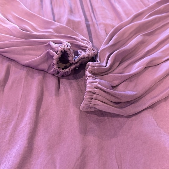 BANANA REPUBLIC FACTORY NWT Purple high neck blouse with button detail size M - Picture 7 of 10